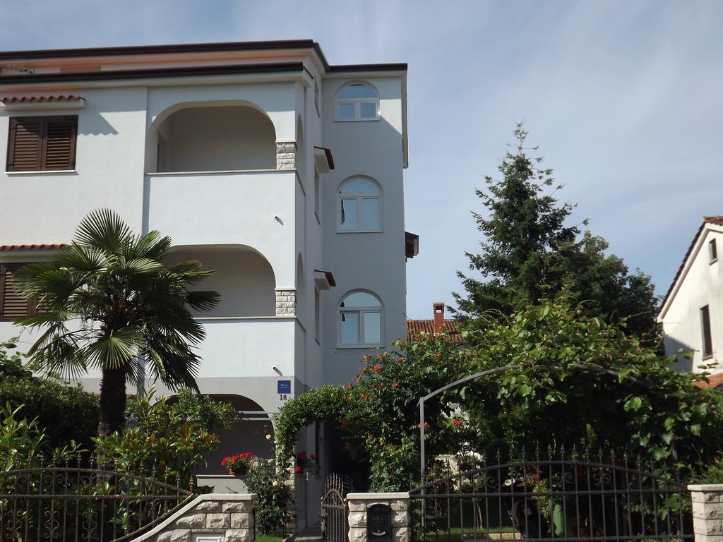 Apartments Slisko Poreč Zimmer foto