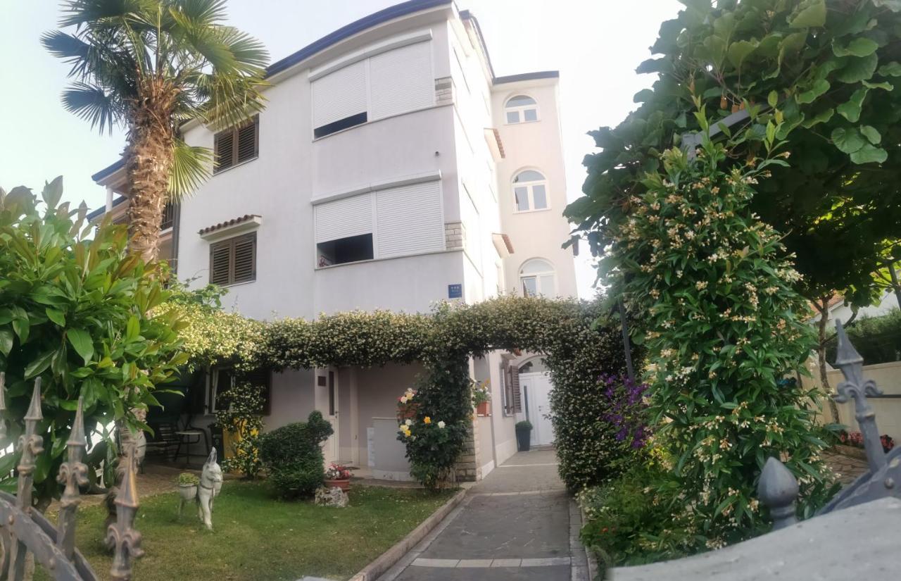Apartments Slisko Poreč Exterior foto